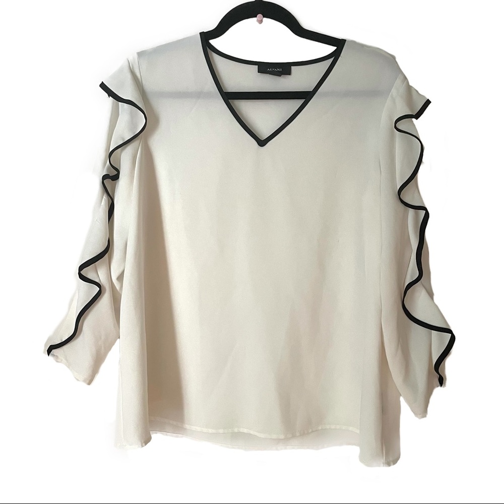 Alfani Women's Petite Piped Ruffle Sleeve Top PL - Picture 4 of 13